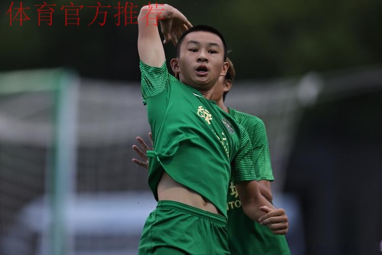 中青赛U-13半决赛,浙江主场3比2险胜长沙麓山国际 中青赛U-13半决赛,浙江主场3比2险胜长沙麓山国际